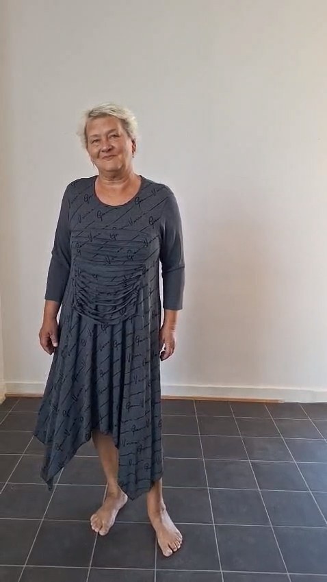 Šaty - Asymetrické bomba šaty Asymetrické bomba šaty - Šaty