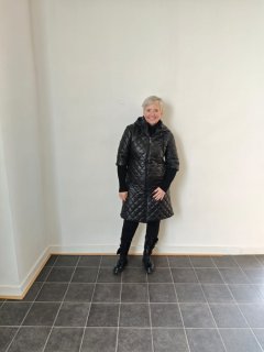 Bundy, kabáty, kardigany - Černá bunda Černá bunda