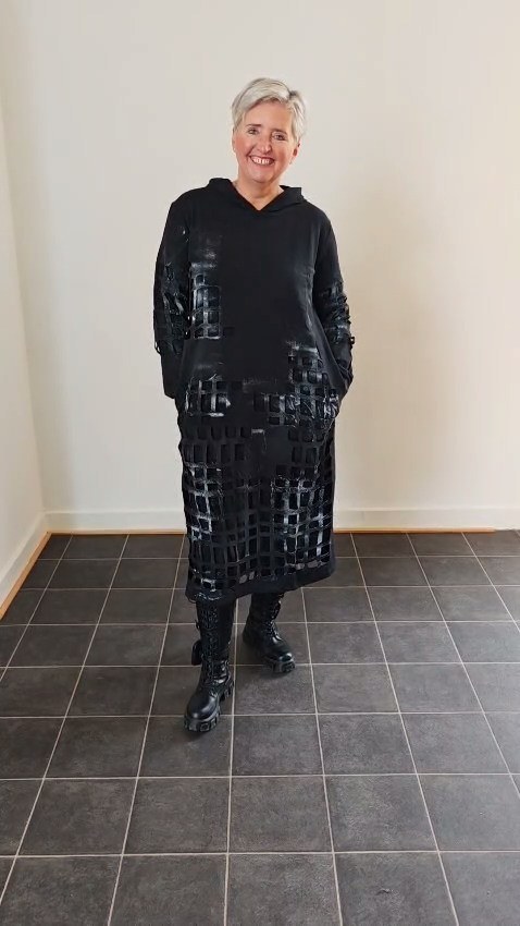 Šaty - Šaty děrované Šaty děrované - Šaty